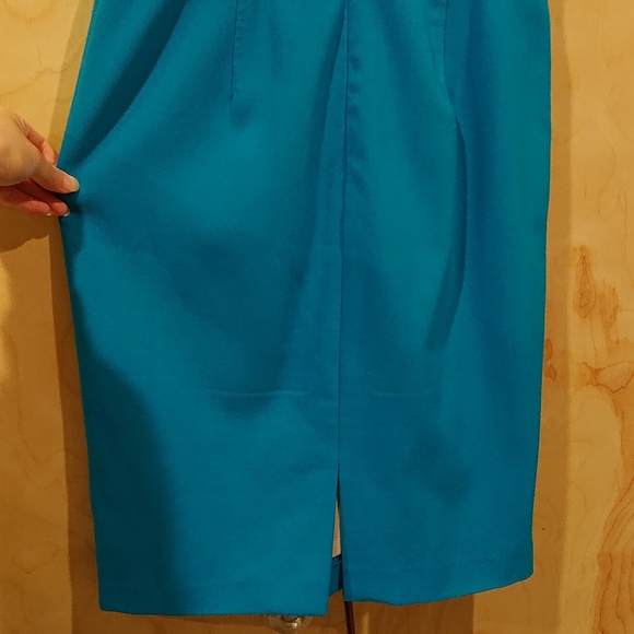 Anne Klein Turquoise Sheath Dress - Picture 4 of 7